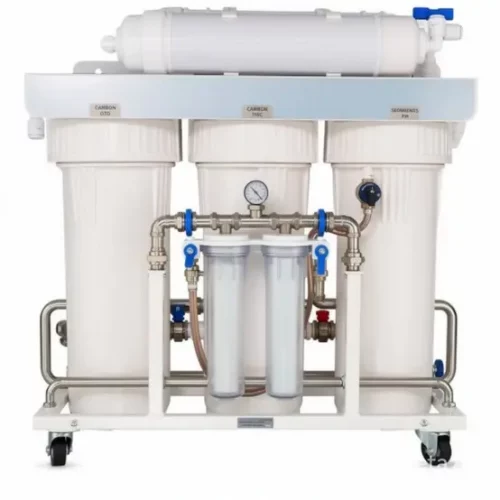 sistema de ultrafiltración doméstico filtrando partículas microscópicas del agua